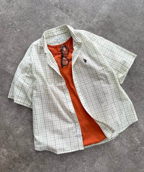 U.S. POLO ASSN.(ユーエスポロアッスン)の「シアサッカー半袖シャツ(シャツ/ブラウス・レディース・ホワイト/レッド/ブラウン/グリーン/アイボリー/ブルー/イエロー/ネイビー・MEDIUM/LARGE)」の4枚目の写真