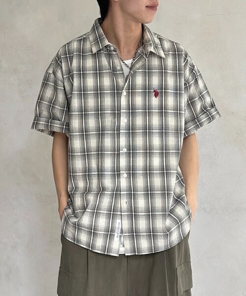 U.S. POLO ASSN.(ユーエスポロアッスン)の「シアサッカー半袖シャツ(シャツ/ブラウス・レディース・ホワイト/レッド/ブラウン/グリーン/アイボリー/ブルー/イエロー/ネイビー・MEDIUM/LARGE)」の20枚目の写真
