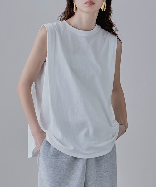 etoll.(エトル)の「ショルダータックノースリーブTシャツ(Tシャツ/カットソー・レディース・ブラック/オフホワイト/オートミール・M)」の11枚目の写真