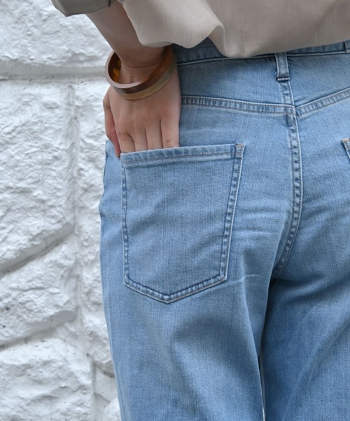 Healthy denim(ヘルシーデニム)の「【healthy denim】Nachos フレアデニムパンツ(デニムパンツ・レディース・ライトブルー・38/36/34)」の15枚目の写真