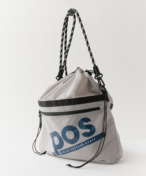 POLeR（ポーラー）の「POLeR/ポーラー DRAWSTRING SLING BAG（ボディバッグ/ウエストポーチ・メンズ・ブラック/ライトグレー/ブルー・ONE SIZE）」の5枚目の写真