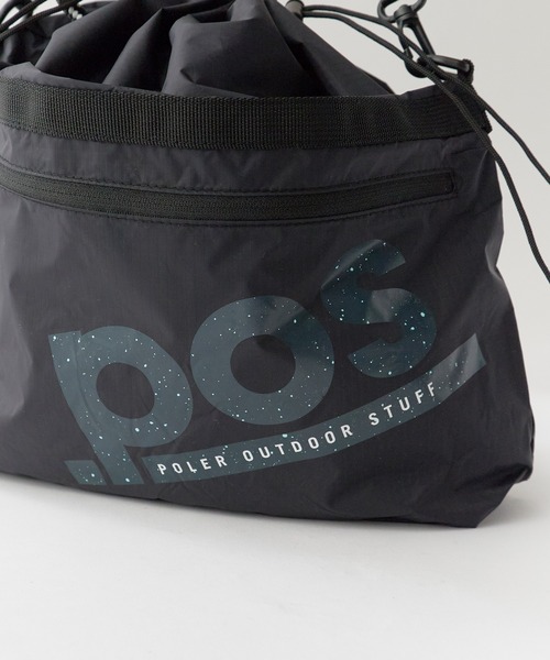POLeR（ポーラー）の「POLeR/ポーラー DRAWSTRING SLING BAG（ボディバッグ/ウエストポーチ・メンズ・ブラック/ライトグレー/ブルー・ONE SIZE）」の7枚目の写真