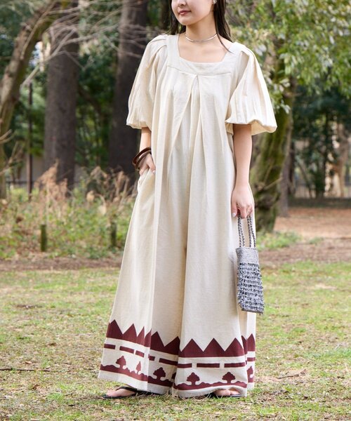 CIAOPANIC TYPY(チャオパニックティピー)の「【Aguni】綿麻裾刺繍サロペット(サロペット/オーバーオール・レディース・ブラック/アイボリー・ONE SIZE)」の3枚目の写真