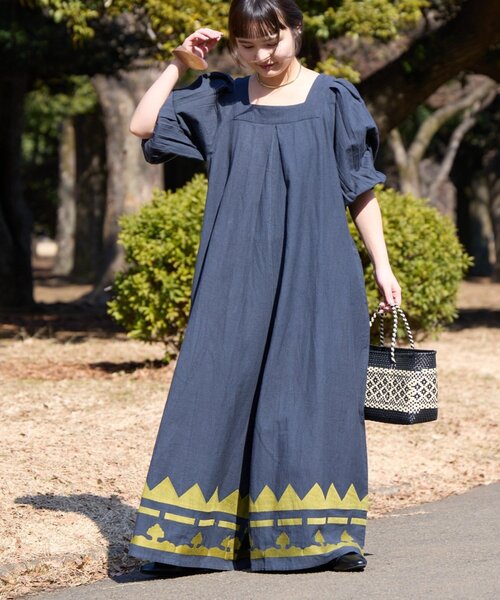 CIAOPANIC TYPY(チャオパニックティピー)の「【Aguni】綿麻裾刺繍サロペット(サロペット/オーバーオール・レディース・ブラック/アイボリー・ONE SIZE)」の9枚目の写真