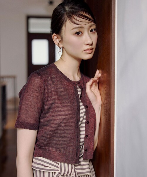 TOCCA(トッカ)の「SHEER JEWEL KNIT シアーニットカーディガン(カーディガン/ボレロ・レディース・ライラック系/オールドローズ系/ブラウン系・MEDIUM/SMALL)」の2枚目の写真