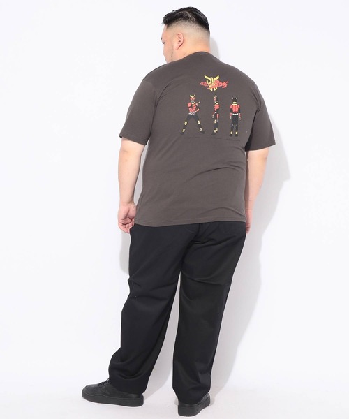 SAKAZEN(サカゼン)の「Tシャツ 半袖 メンズ 大きいサイズ 仮面ライダー クウガ ポケット クルーネック カットソー 仮面ライダー (カメンライダー)(Tシャツ/カットソー・メンズ・ダークグレー/ホワイト・5L/3L/4L)」の15枚目の写真