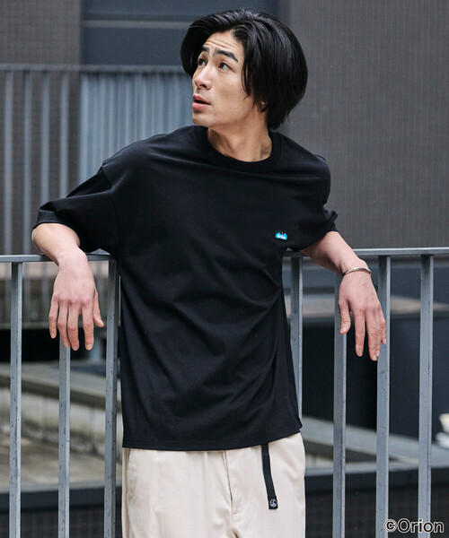 KAVU(カブー)の「KAVU/カブー 限定展開 KAVU×ORION 別注 ビッグシルエット アニマルバックプリント クルーネック Tシャツ / ラッコ / ビール(Tシャツ/カットソー・メンズ・杢グレー/ベージュ/ホワイト/ブラック・SMALL/LARGE/MEDIUM)」の22枚目の写真