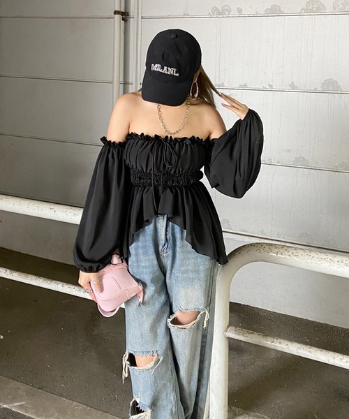 non-hedge(ノンヘッジ)の「シアーレギュラーヘムオフショルダートップス(シャツ/ブラウス・レディース・ブラック/オフホワイト・FREE)」の19枚目の写真