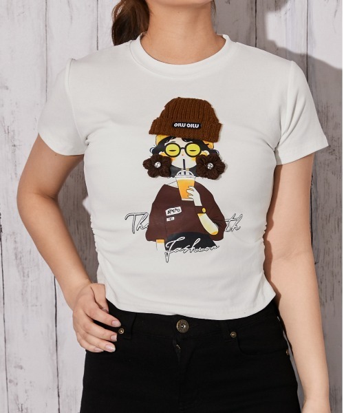 GORGE(ゴージ)の「《帽子女の子キャラ》立体デザインTシャツ/ストリート×Y2K/春夏/全3色(Tシャツ/カットソー・レディース・ブラック/オフホワイト/ピンク・F)」の1枚目の写真