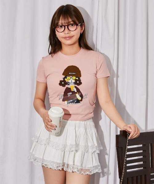 GORGE(ゴージ)の「《帽子女の子キャラ》立体デザインTシャツ/ストリート×Y2K/春夏/全3色(Tシャツ/カットソー・レディース・ブラック/オフホワイト/ピンク・F)」の5枚目の写真