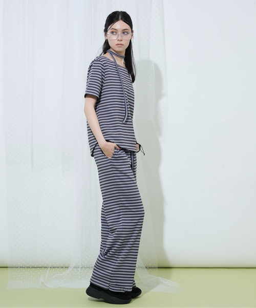 sedacle girl(セダクルガール)の「グリッターオフショルTEE(Tシャツ/カットソー・レディース・チャコールグレー/ブラック/ライトブルー・SMALL/MEDIUM)」の10枚目の写真