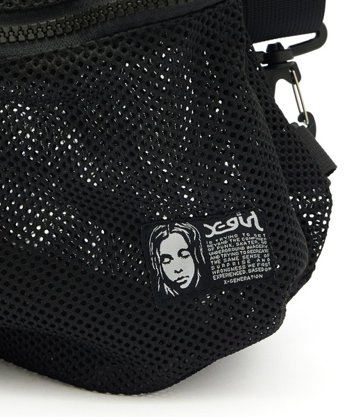 X-girl(エックスガール)の「FACE LABEL 2WAY MESH KNAPSACK(バックパック/リュック・レディース・ベージュ/ブラック・ONE SIZE)」の8枚目の写真