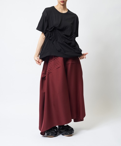 gomme(ゴム)の「シャーリングT(Tシャツ/カットソー・レディース・ボルドー/ホワイト/ブラック/チャコールグレー・MEDIUM)」の5枚目の写真
