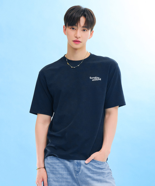 CHASECULT(チェイスカルト)の「メンズフォトグラフィックTシャツ-FBRK5821D04(Tシャツ/カットソー・メンズ・ネイビー・95/100/105/110)」の1枚目の写真