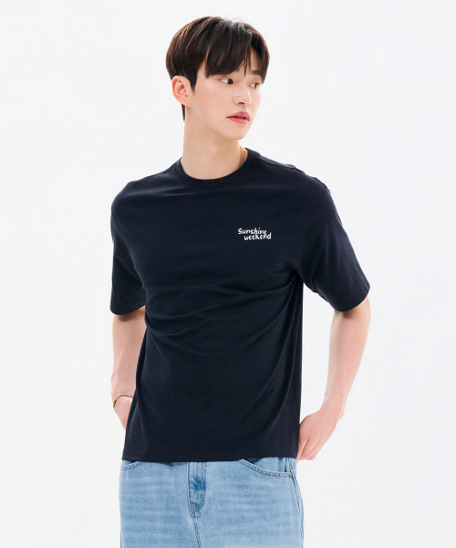 CHASECULT(チェイスカルト)の「メンズフォトグラフィックTシャツ-FBRK5821D04(Tシャツ/カットソー・メンズ・ネイビー・95/100/105/110)」の5枚目の写真