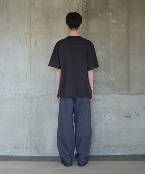 HORLISUN(ホーリーサン)の「Lawrence Short Embroidery T-shirt - Eagle talon & Feather Black(Tシャツ/カットソー・メンズ・その他・SMALL/MEDIUM/LARGE)」の6枚目の写真
