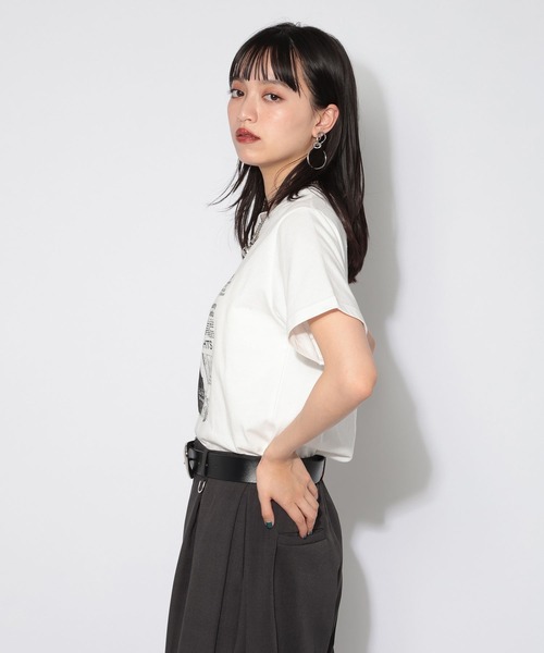 PAGEBOY(ページボーイ)の「コラージュT/半袖Tシャツ(Tシャツ/カットソー・レディース・ブラック/オフホワイト・FREE)」の6枚目の写真