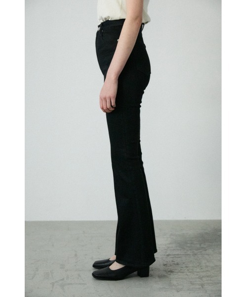 MOUSSY（マウジー）の「HW Rebirth FLARE（デニムパンツ・レディース・ブラック・23inch/24inch/25inch/26inch/27inch）」の3枚目の写真