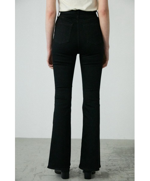 MOUSSY（マウジー）の「HW Rebirth FLARE（デニムパンツ・レディース・ブラック・23inch/24inch/25inch/26inch/27inch）」の4枚目の写真