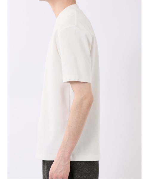 TAKA-Q（タカキュー）の「ストレッチ 接触冷感 抗菌防臭 UV シルケットポンチ 綿混 スロープネック 半袖 Tシャツ メンズ（Tシャツ/カットソー・メンズ・ベージュ/サックスブルー/グレー系その他2/ホワイト・S/X-LARGE/LARGE/MEDIUM）」の11枚目の写真
