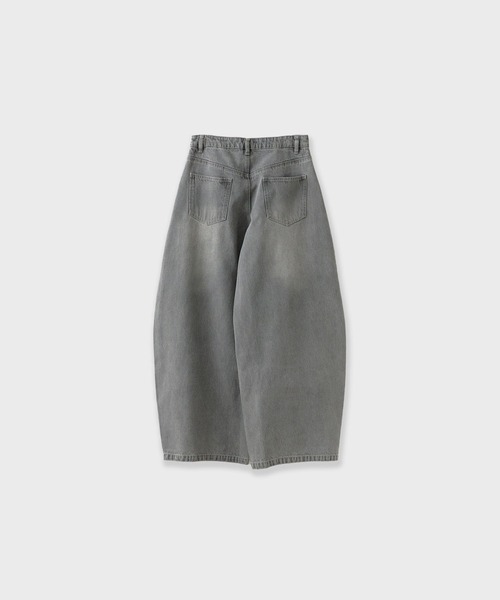 UNSTOA(アンストア)の「A-line Silhouette Cotton Distressed Denim Pants / Aラインシルエット コットンダメージデニムパンツ 秋服 冬服(デニムパンツ・メンズ・グレー・M/L)」の2枚目の写真