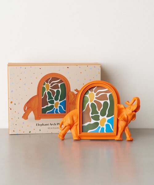 BIRTHDAY BAR(バースデイバー)の「Animal arch Photoframe 写真立て(フォトフレーム・レディース・オレンジ/グレー・0)」の4枚目の写真