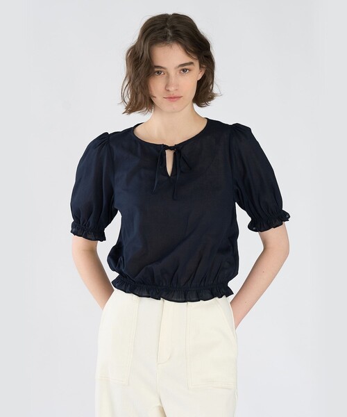To b. by agnes b.（トゥービーバイアニエスベー）の「コットン シフォン パフィー 半袖 ブラウス（シャツ/ブラウス・レディース・ネイビー・40/38/36）」の3枚目の写真