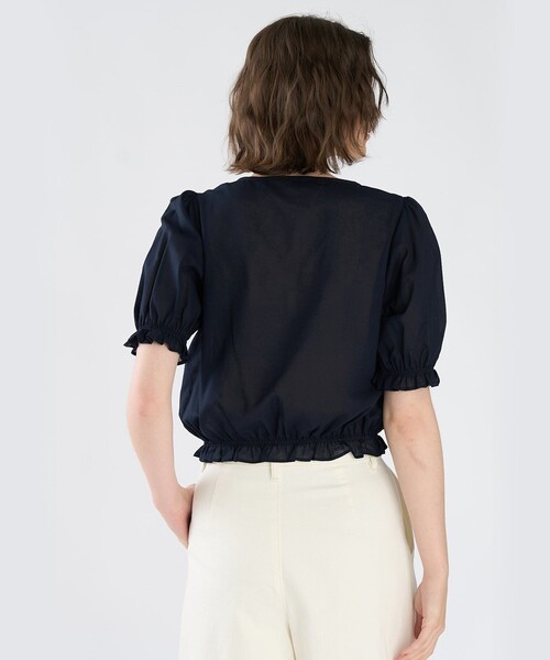 To b. by agnes b.（トゥービーバイアニエスベー）の「コットン シフォン パフィー 半袖 ブラウス（シャツ/ブラウス・レディース・ネイビー・40/38/36）」の6枚目の写真
