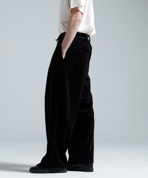 Y-3（ワイスリー）の「Y-3 VELVET CORDUROY TRACK PANTS（その他パンツ・メンズ・ブラック・MEDIUM/LARGE/X-SMALL/SMALL/X-LARGE）」の5枚目の写真