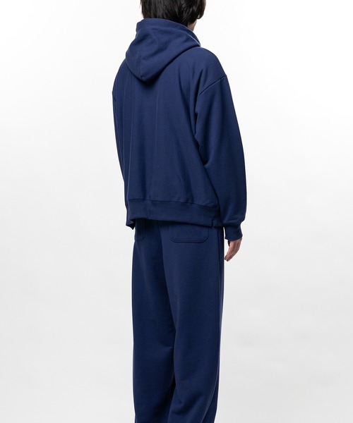 In・stru(men-tal).(インストルメンタル)の「French Terry Zip-up Hoodie(パーカー・メンズ・ダークグレー/ブラック・46/44/48)」の17枚目の写真