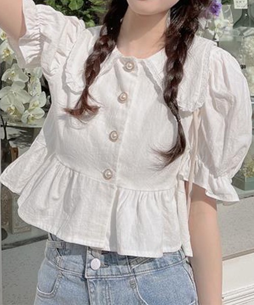 GLAMOROUS JANE(グラマラスジェーン)の「レース襟ペプラムパールボタン半袖ブラウス(シャツ/ブラウス・レディース・ホワイト・FREE)」の6枚目の写真