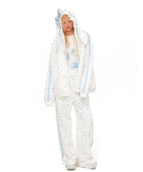 L.H.P(エルエイチピー)の「CFIERCE/フィアス/ROSE THORN HOODIE(パーカー・レディース・ホワイト・S/M)」の2枚目の写真