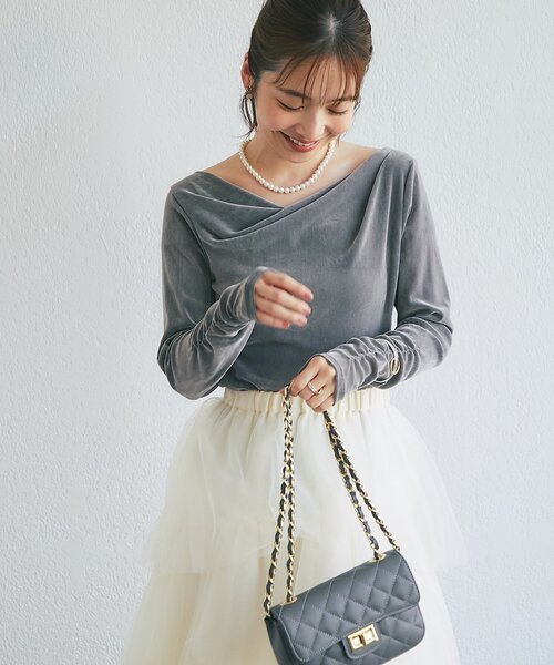 La boutique BonBon（ラブティックボンボン）の「【女っぽニュアンス】フロッキーチュールドレープネックカットソー（Tシャツ/カットソー・レディース・オフホワイト/ピンク/グレー・FREE）」の19枚目の写真