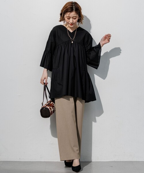 23区 S(ニジュウサンクチイサイサイズ)の「ドライ2WAYストレッチ ワイド パンツ(その他パンツ・レディース・グレー系/ベージュ系/ブラック系・32/30/34)」の10枚目の写真
