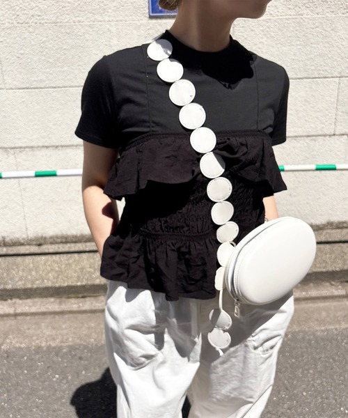 ISOOK（アイスー）の「フリルギャザービスチェ & Tシャツセット (comochi original) / 2点セット セットアイテム レイヤード キャミソール キャミ 半袖  赤 黒（Tシャツ/カットソー・レディース・レッド/ブラック・FREE）」の12枚目の写真