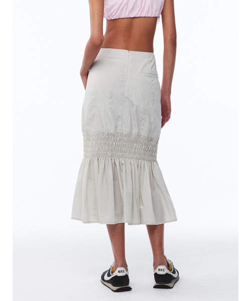 Kijun(キジュン)の「Smocked Mermaid Skirt Light Grey(スカート・レディース・その他・LARGE/SMALL)」の3枚目の写真
