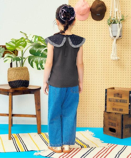 apres les cours(アプレレクール)の「【リンク】衿デザインノースリーブトップス(Tシャツ/カットソー・キッズ・アイボリー/ピンク/チャコール・120/110/100/80/90/140/130)」の6枚目の写真