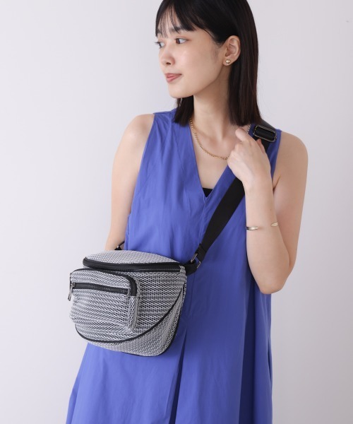 Bou Jeloud(ブージュルード)の「メッシュボディバック(ショルダーバッグ・レディース・ブラック/グレー・ONESIZE)」の16枚目の写真