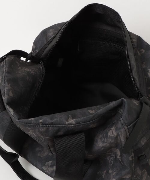 GREGORY(グレゴリー)の「クラシックダッフルXS CLASSIC DUFFEL XS シャドウタペストリー(ボストンバッグ・メンズ・ブラック系その他・-)」の4枚目の写真