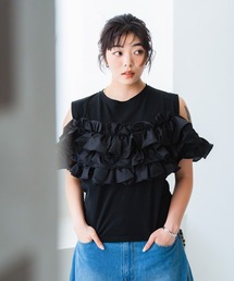 INOIE（イノイエ）の「［INOIE］ラッフルレイヤード オープンショルダーカットソー（Tシャツ/カットソー）」