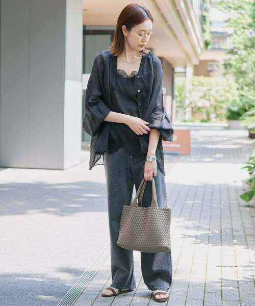 SLOBE IENA(スローブイエナ)の「《追加3》ラミースキッパーシャツ(シャツ/ブラウス・レディース・ホワイト/サックスブルー/ブラック・FREE)」の6枚目の写真