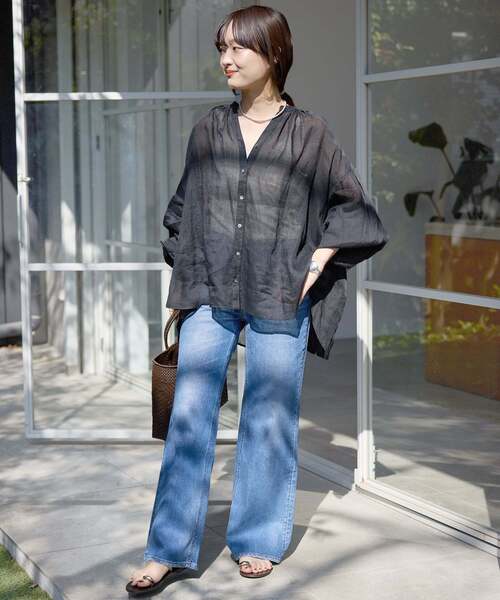 SLOBE IENA(スローブイエナ)の「《追加3》ラミースキッパーシャツ(シャツ/ブラウス・レディース・ホワイト/サックスブルー/ブラック・FREE)」の8枚目の写真