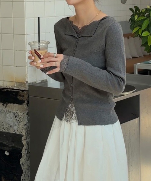 junoah(ジュノア)の「レースドッキングニットトップス(ニット/セーター・レディース・アイボリー/チャコール/ブラック・LARGE/MEDIUM)」の6枚目の写真
