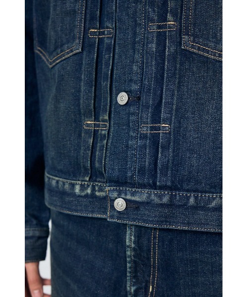 AZUL by moussy(アズールバイマウジー)の「【セットアップ対応】セカンドタイプデニムジャケット 秋服 羽織り 長袖(デニムジャケット・メンズ・ワンウォッシュ/ブルー・MEDIUM/SMALL/LARGE)」の14枚目の写真