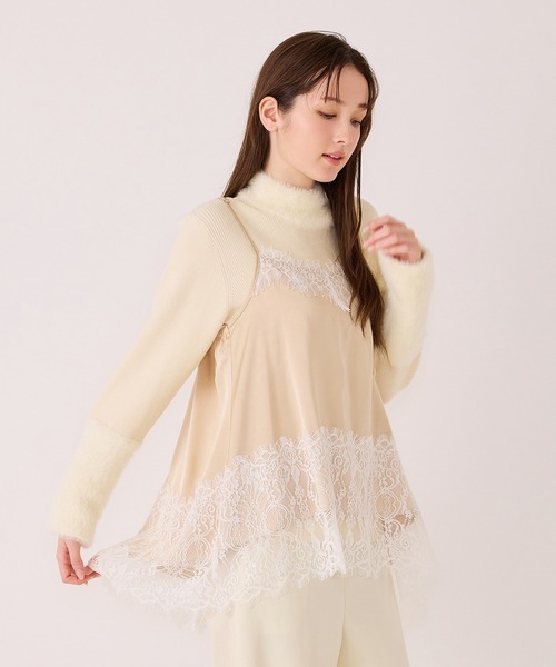 Audie a Muses(オーディアミューズ)の「レースたたきつけキャミソール(キャミソール・レディース・ベージュ/ブラウン/ブラック・42/38)」の1枚目の写真