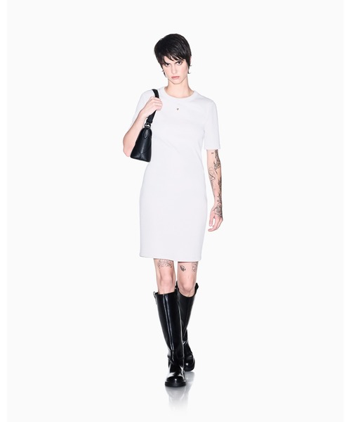 ARMANI EXCHANGE(アルマーニエクスチェンジ)の「【A|X アルマーニ エクスチェンジ】CO ヘビーリブ フィットワンピース(EC限定カラー含)(ワンピース・レディース・ホワイト/ダークブラウン・MEDIUM/LARGE/X-SMALL/X-LARGE/SMALL)」の2枚目の写真