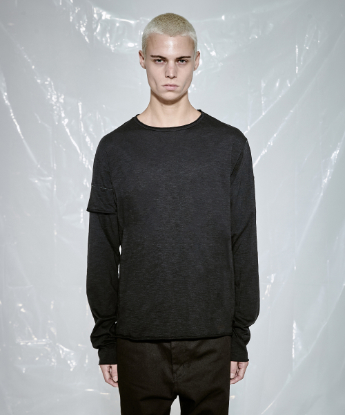 AREUBAN(アルバン)の「アンリットスラブロングスリーブ_リニアブラック(Tシャツ/カットソー・メンズ・ブラック・2/3)」の1枚目の写真