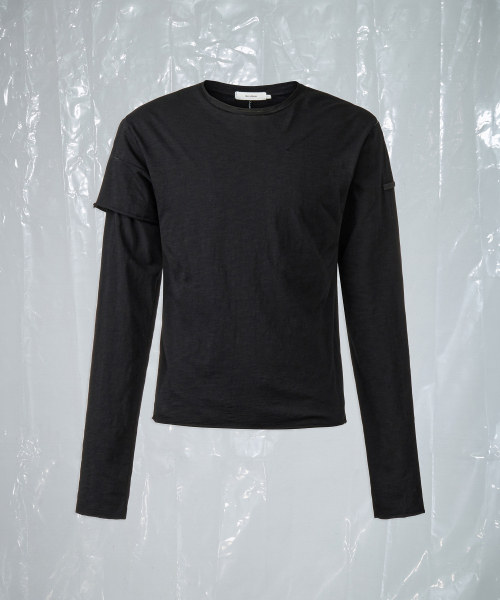 AREUBAN(アルバン)の「アンリットスラブロングスリーブ_リニアブラック(Tシャツ/カットソー・メンズ・ブラック・2/3)」の2枚目の写真