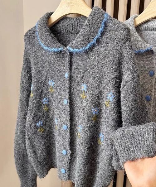 SHEPP(シープ)の「【26年秋冬新作】フラワー刺繍 ダイヤ柄 襟付き ニットカーディガン(ニット/セーター・レディース・ブラック/アイボリー/グレー・F)」の11枚目の写真