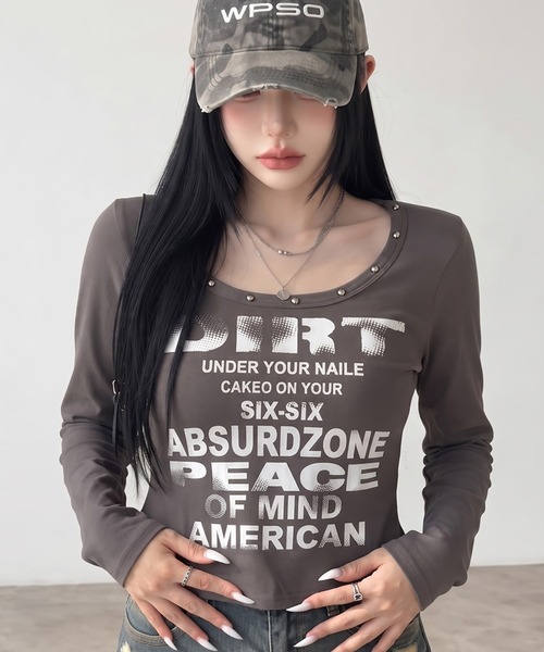 non-hedge(ノンヘッジ)の「スタッズロゴロンT(Tシャツ/カットソー・レディース・ブラウン/オフホワイト/グレー/ブラック/チャコールグレー・FREE)」の9枚目の写真